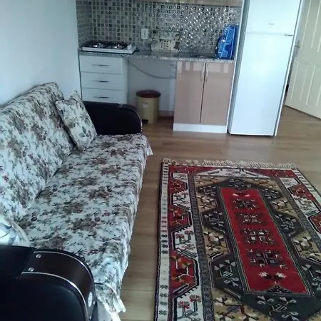 Nazar Apart * Mazi